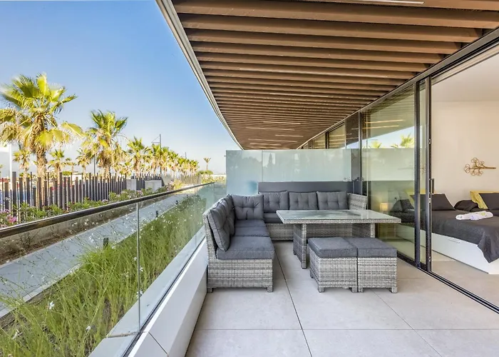 Vivi Homes - Sana Pool, Sauna, Gym & Beach